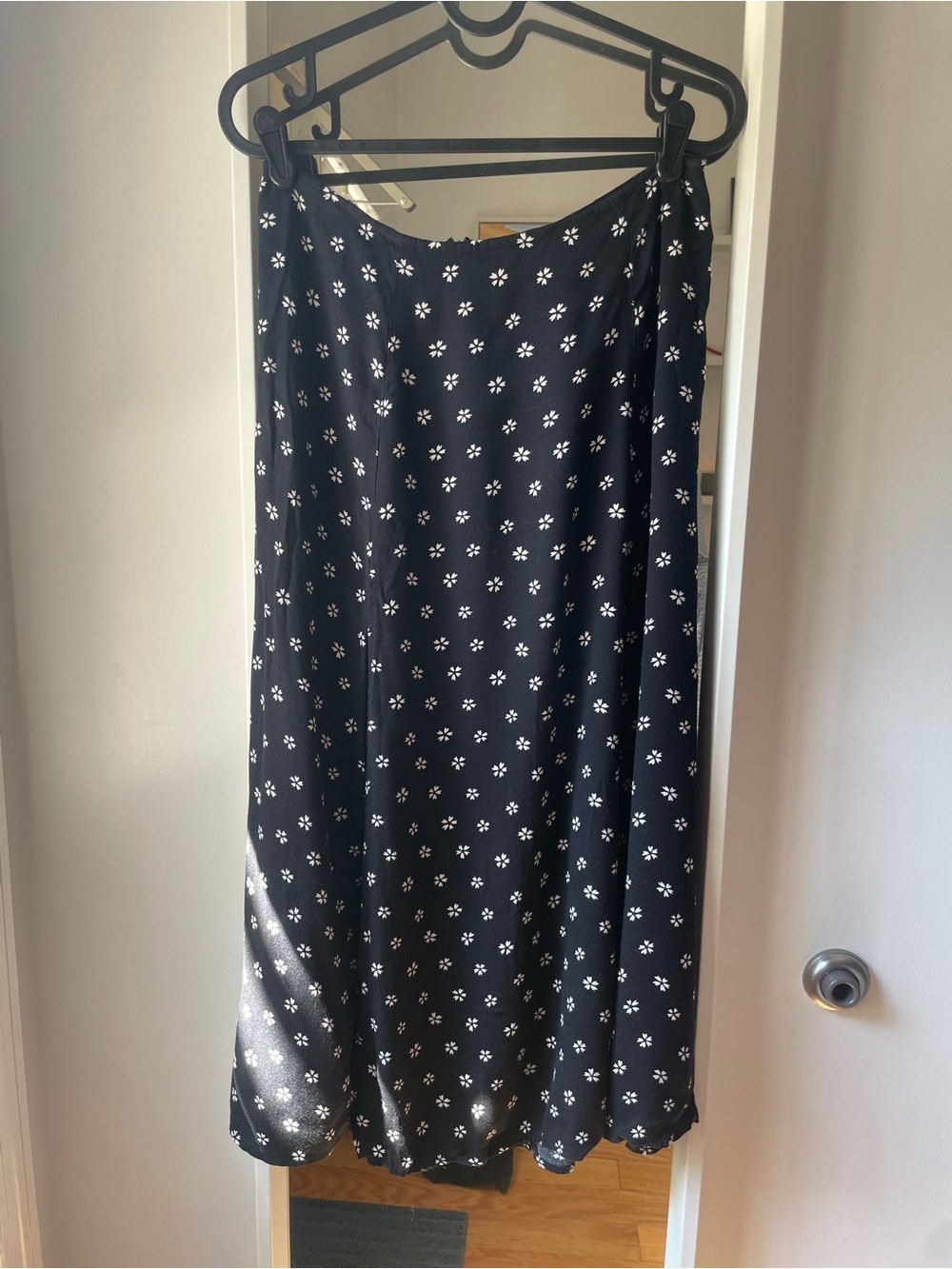 Reformation Zoe Midi Skirt with White Daisy Print